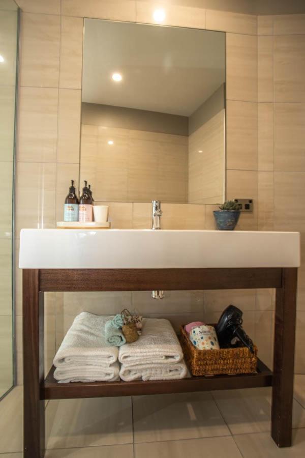 Dunluce Boutique B&B Te Anau Bagian luar foto
