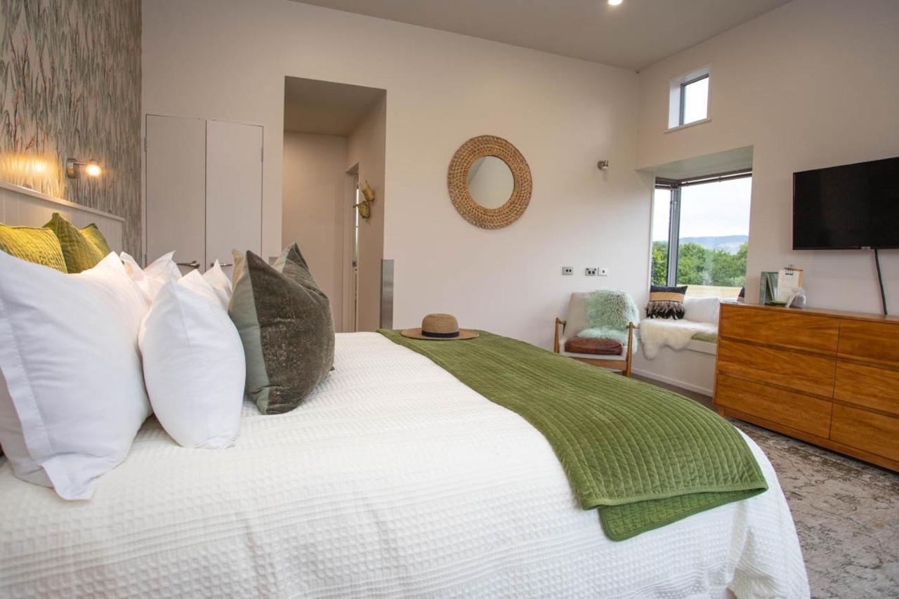 Dunluce Boutique B&B Te Anau Bagian luar foto
