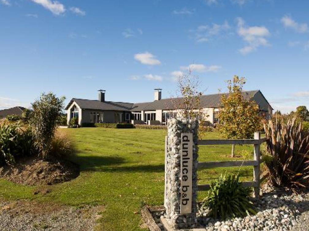 Dunluce Boutique B&B Te Anau Bagian luar foto
