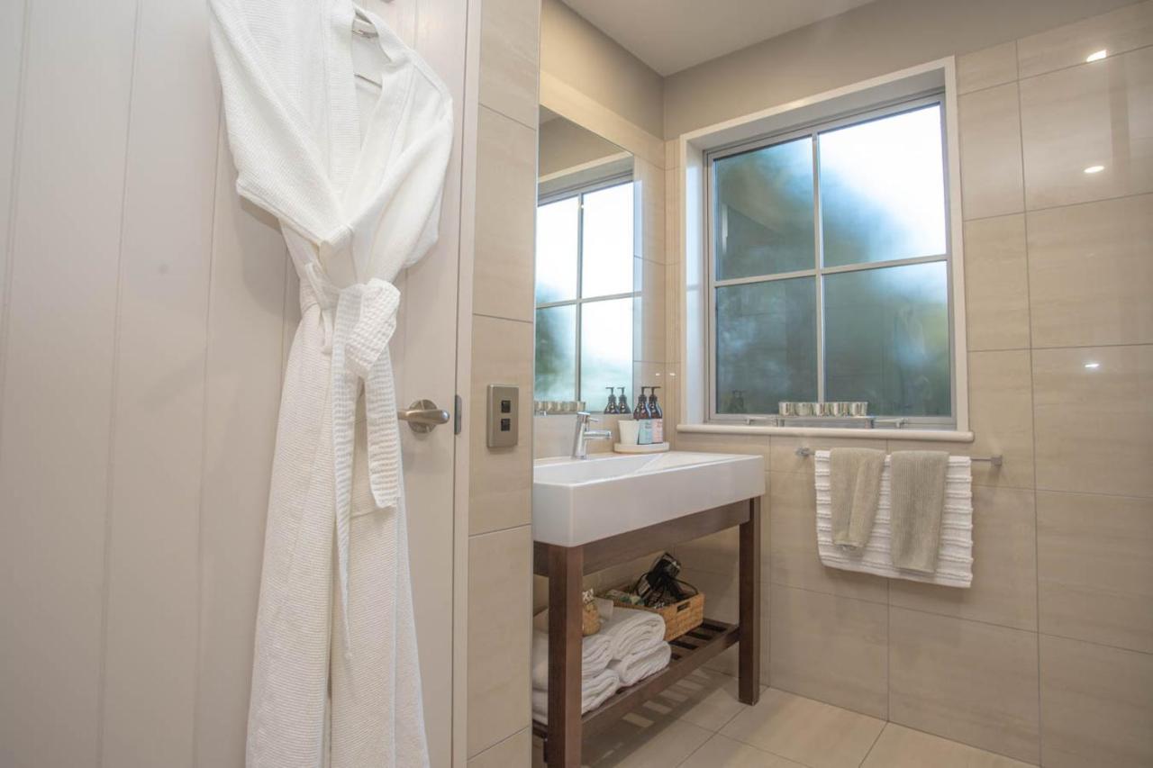 Dunluce Boutique B&B Te Anau Bagian luar foto